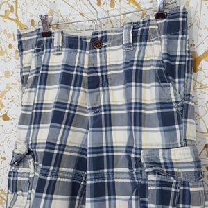 Abercrombie cargo shorts plaid blue size 14